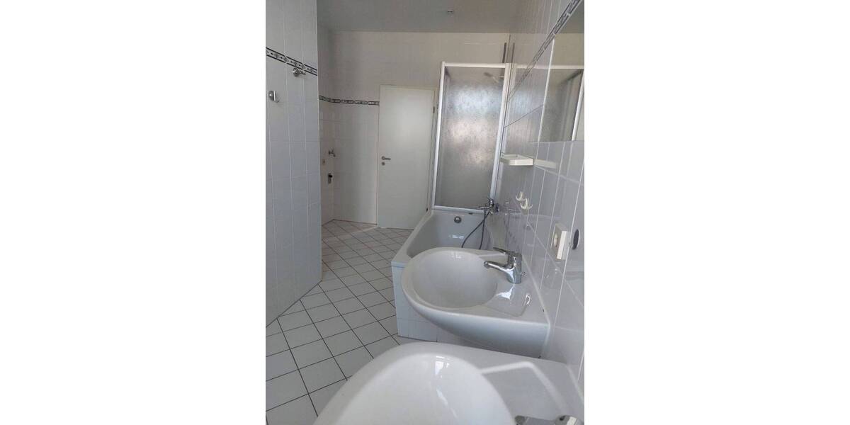 Zimmer Magdeburg Sudenburg - 4 Zimmer, 113 m&sup2;, 839&euro; | Angebot:25703991