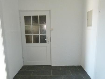 Erdgeschoßwohnung Neustadt bei Coburg - 4 Zimmer, 89 m&sup2;, 765&euro; | Angebot:26184401