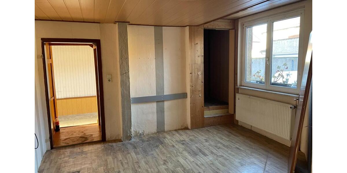 Reihenhaus Sömmerda - 6 Zimmer, 140 m&sup2;, 980&euro; | Angebot:25055728