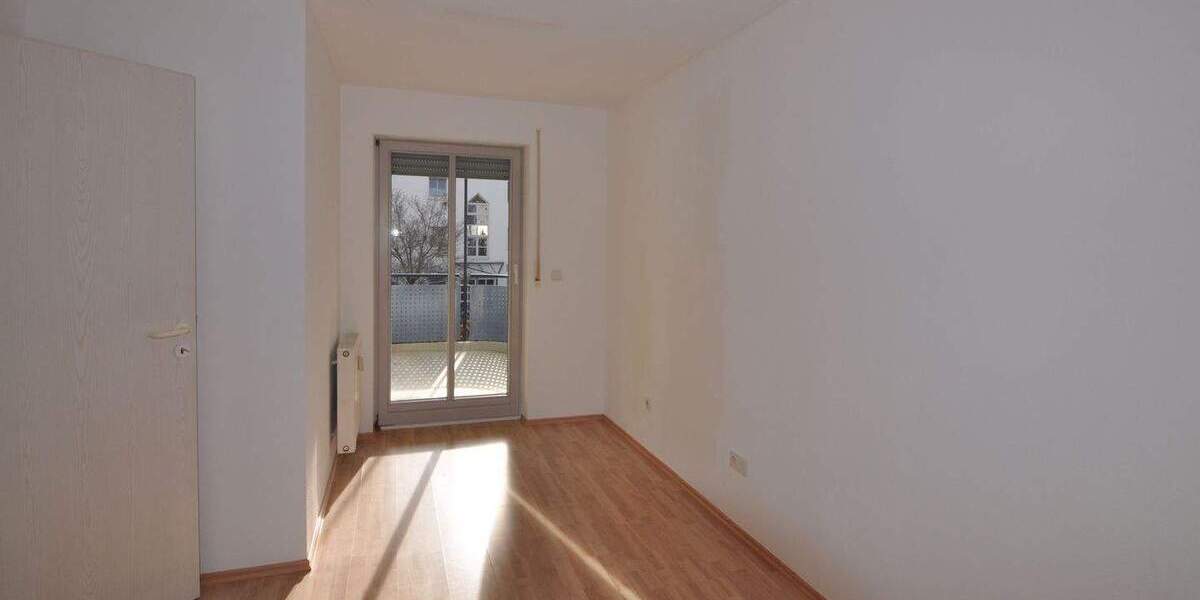 naturnah und doch kurze Weg: sehr ruhige, helle 2 Zimmer Wohnung mit Balkon in Karlsfeld 2 zimmer