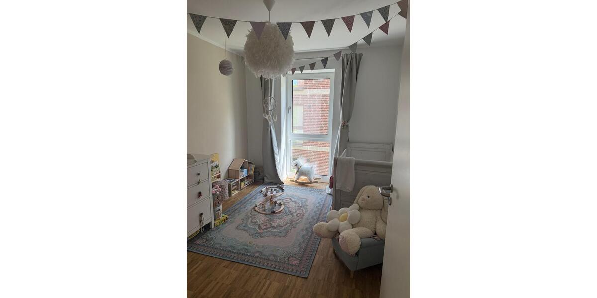 Etagenwohnung Hamburg Stellingen - 5 Zimmer, 117 m&sup2;, 2.231&euro; | Angebot:25409947