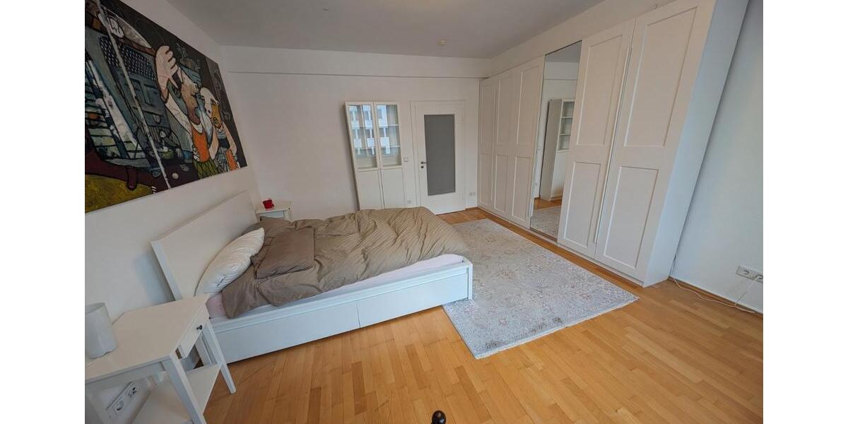 Wohnen auf Zeit Düsseldorf Stadtbezirk 3 - 5 Zimmer, 122 m&sup2;, 750&euro; | Angebot:26527693