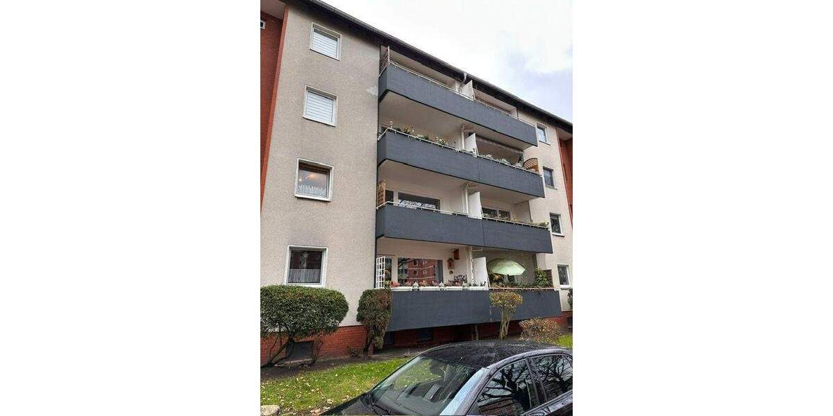 3-Zi-Wohnung im 3.OG mit Balkon und Garage in Langenhagen 3 zimmer