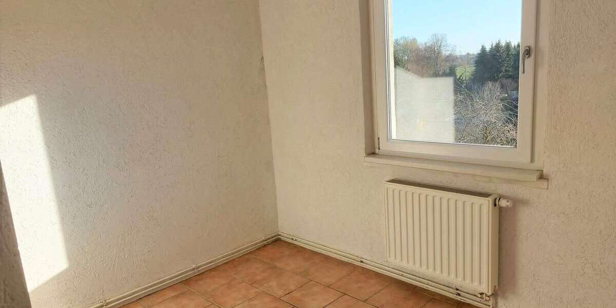 Etagenwohnung Ruhland - 2 Zimmer, 50 m&sup2;, 280&euro; | Angebot:26162278