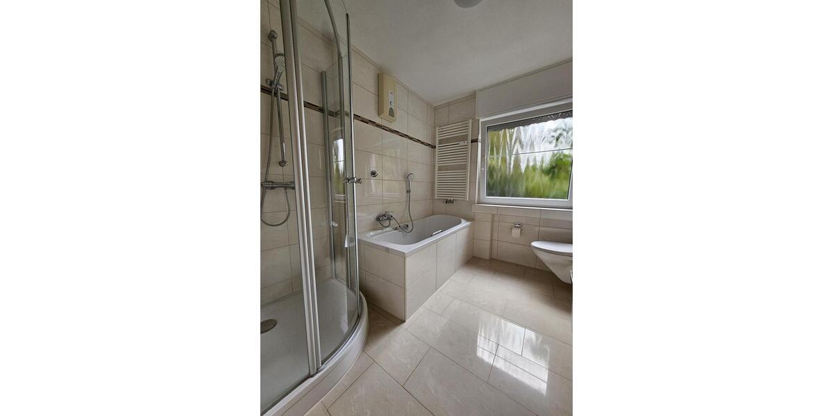 Erdgeschoßwohnung Gladbeck - 3 Zimmer, 101 m&sup2;, 990&euro; | Angebot:26033917