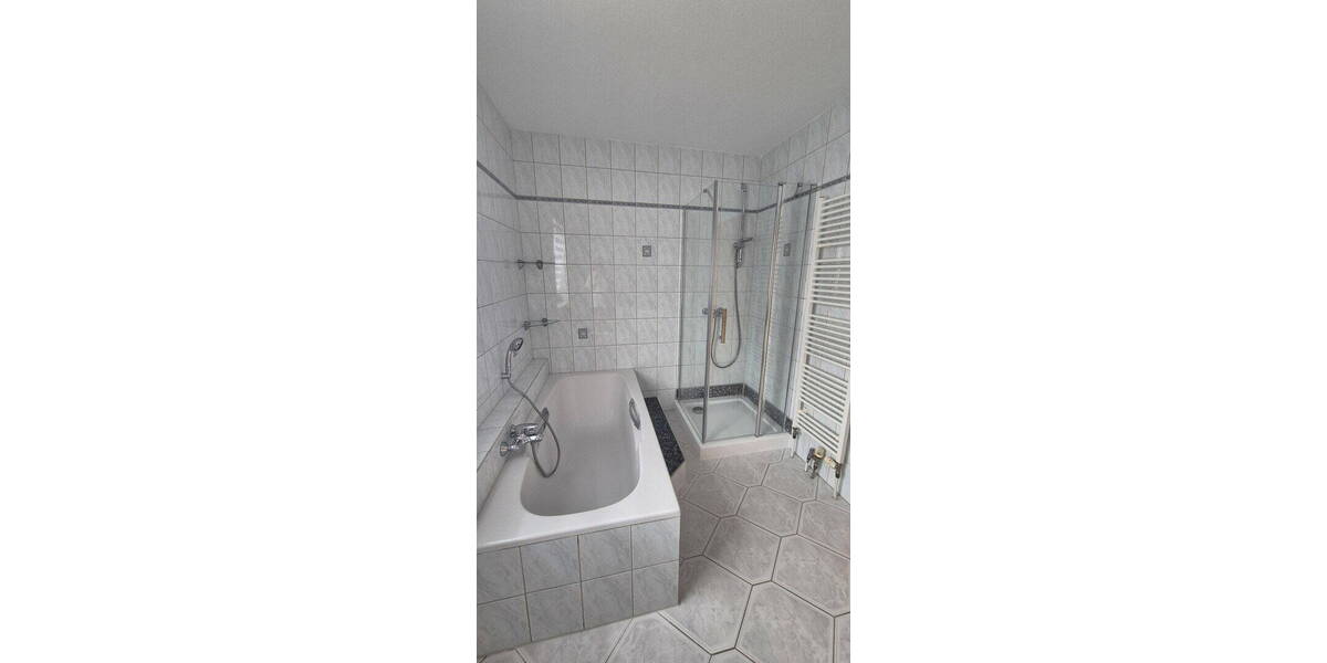 Etagenwohnung Ilsede Gadenstedt - 4 Zimmer, 135 m&sup2;, 1.250&euro; | Angebot:26794380
