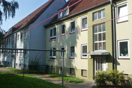 Wohnung zum Mieten in Lübeck 517 € 64.58 m² 2.5 zimmer