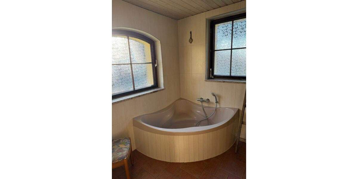 Einfamilienhaus Claußnitz - 6 Zimmer, 190 m&sup2;, 1.595&euro; | Angebot:24423837