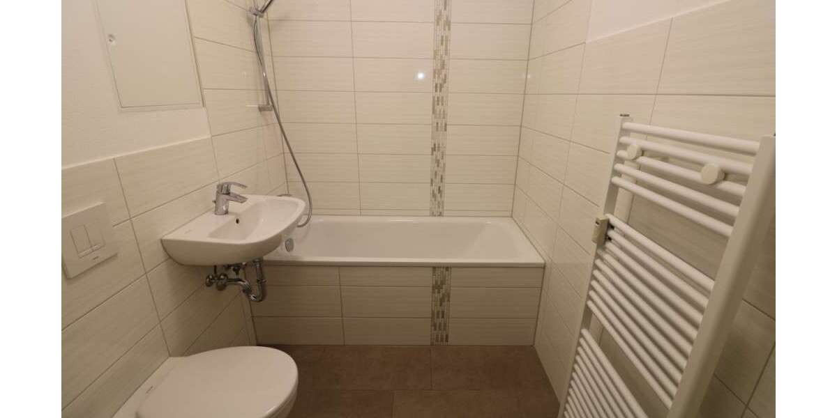 Etagenwohnung Freiberg Freiberg Nord - 4 Zimmer, 67 m&sup2;, 489&euro; | Angebot:26998749