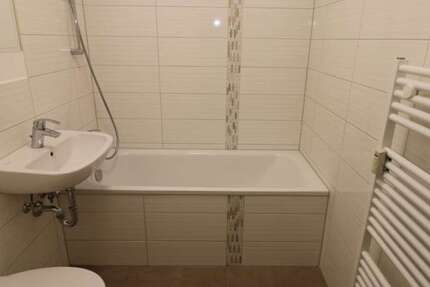 Wohnung Freiberg Freiberg Nord - 4 Zimmer, 67 m&sup2;, 489&euro; | Angebot:26998749