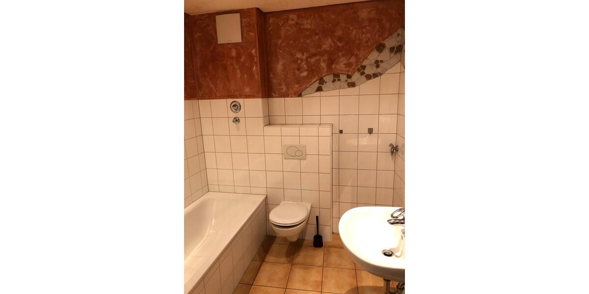 Etagenwohnung Achern - 2 Zimmer, 75 m&sup2;, 850&euro; | Angebot:26568898