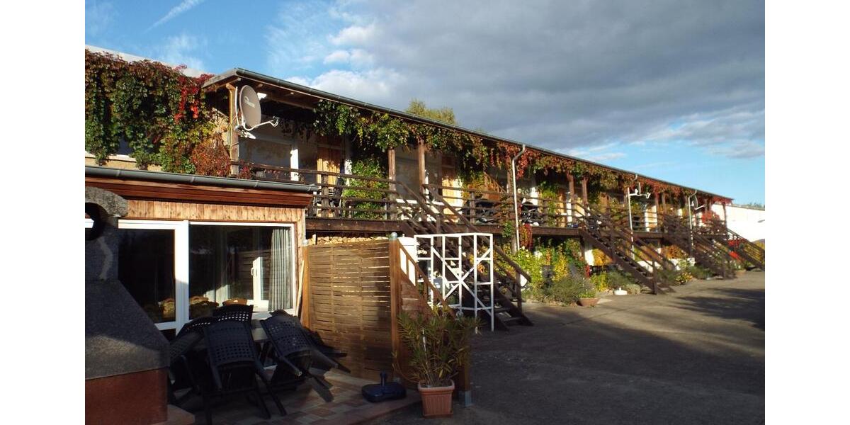 Wohnen auf Zeit Sternberg - 20 Zimmer, 300 m&sup2;, 15&euro; | Angebot:10063534