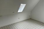 Dachgeschoßwohnung Siegen - 3 Zimmer, 64 m&sup2;, 680&euro; | Angebot:24886251