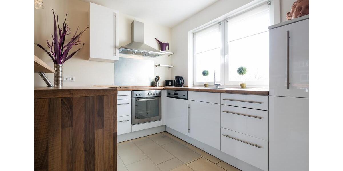 Wohnen auf Zeit Düsseldorf Lörick - 2 Zimmer, 60 m&sup2;, 1.700&euro; | Angebot:24748117