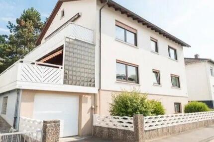Wohnung Lollar - 3 Zimmer, 95 m&sup2;, 890&euro; | Angebot:27596337