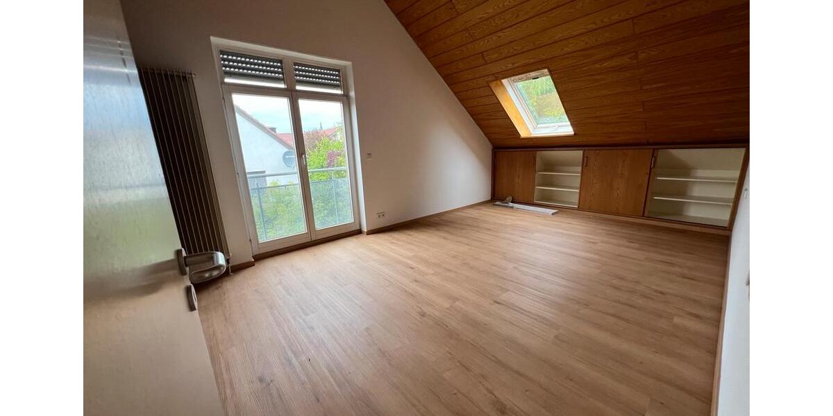 Maisonettenwohnung Stuttgart Fasanenhof-Ost - 3 Zimmer, 90 m&sup2;, 1.500&euro; | Angebot:26205202