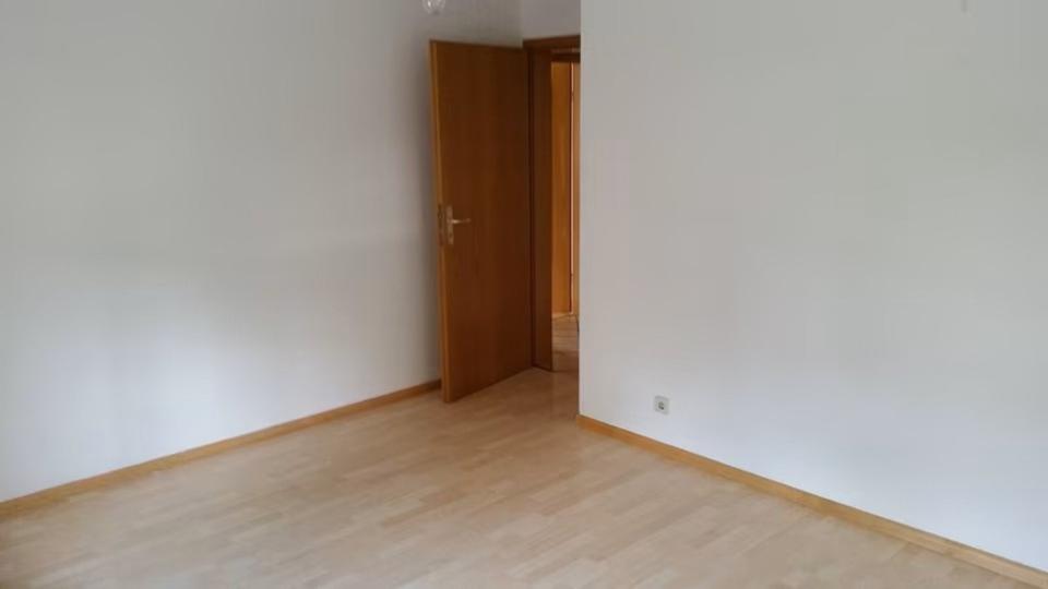 Erdgeschoßwohnung Albbruck - 4 Zimmer, 92 m&sup2;, 900&euro; | Angebot:25713680