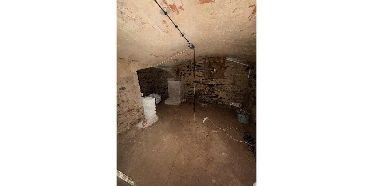 Doppelhaushälfte Nobitz - 9 Zimmer, 160 m&sup2;, 650&euro; | Angebot:24973494