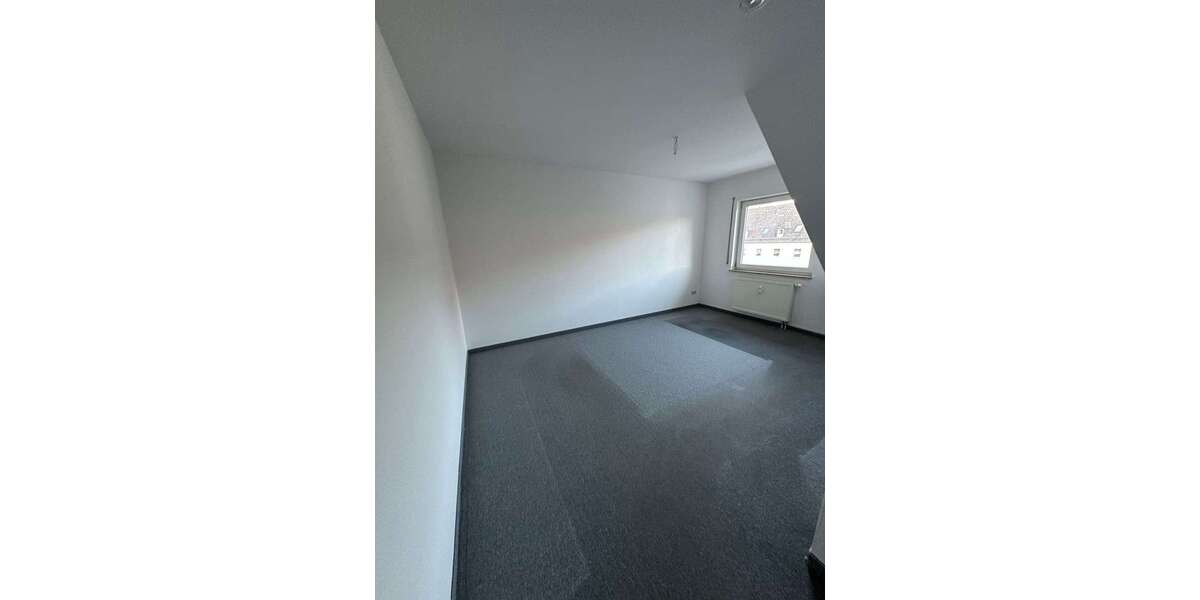 Wohnung zum Mieten in Chemnitz 340 € 67 m² 3 zimmer