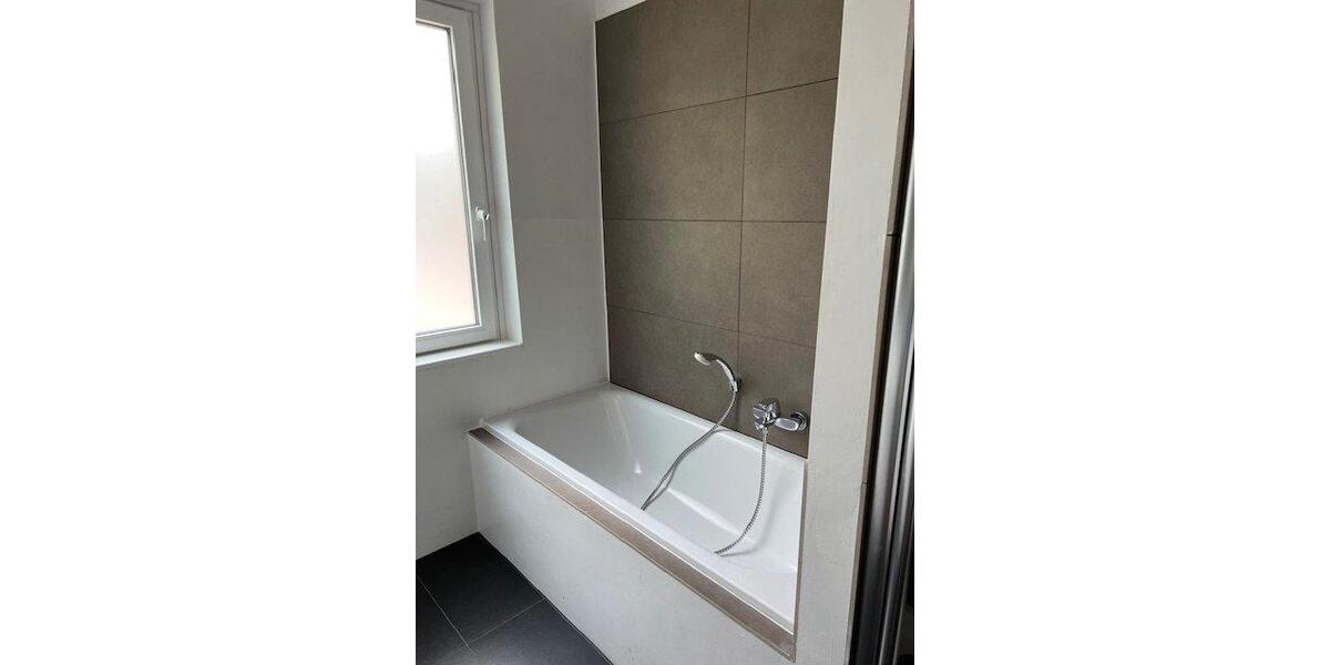Erdgeschoßwohnung Hamburg Winterhude - 5 Zimmer, 165 m&sup2;, 3.900&euro; | Angebot:26662392