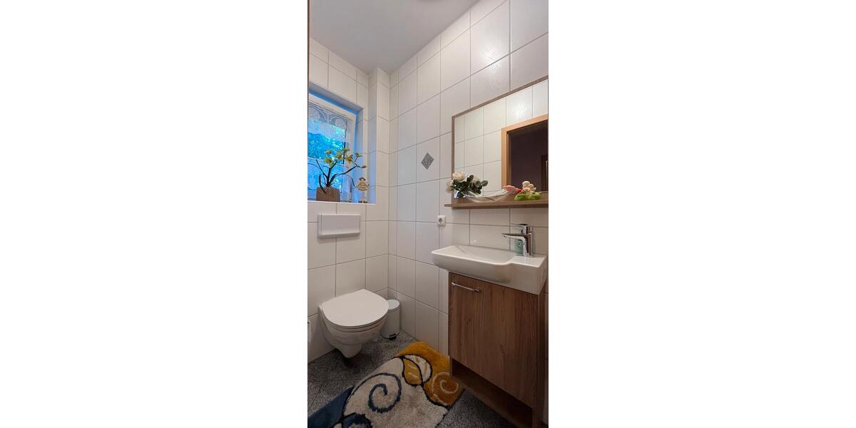 Reihenhaus Bamberg Gereuth - 6 Zimmer, 127 m&sup2;, 2.300&euro; | Angebot:26252329