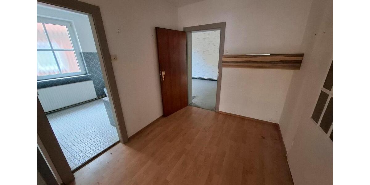 Etagenwohnung Emden - 3 Zimmer, 68 m&sup2;, 460&euro; | Angebot:26505095