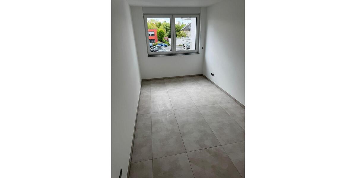 Etagenwohnung Köln Mülheim - 4 Zimmer, 107 m&sup2;, 2.030&euro; | Angebot:26368663