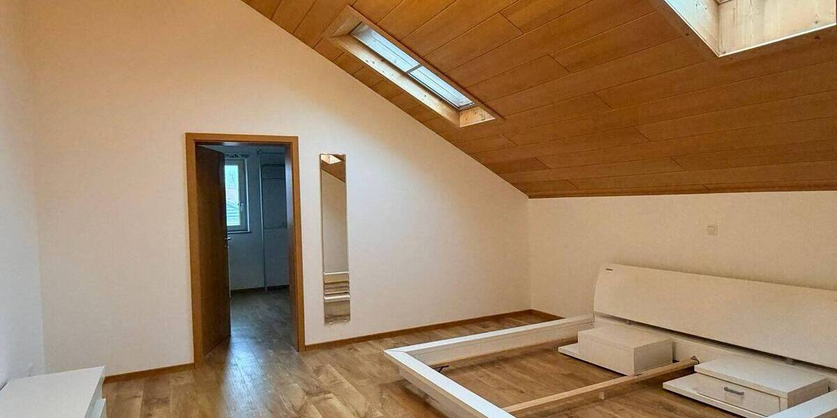 Einfamilienhaus Eggelstetten Eggelstetten - 6 Zimmer, 210 m&sup2;, 1.850&euro; | Angebot:26657334