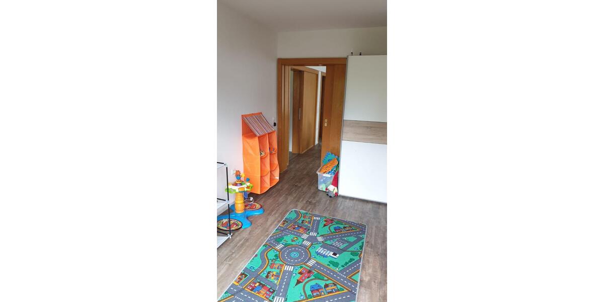 Reihenhaus Burghausen - 5 Zimmer, 124 m&sup2;, 1.800&euro; | Angebot:25831962