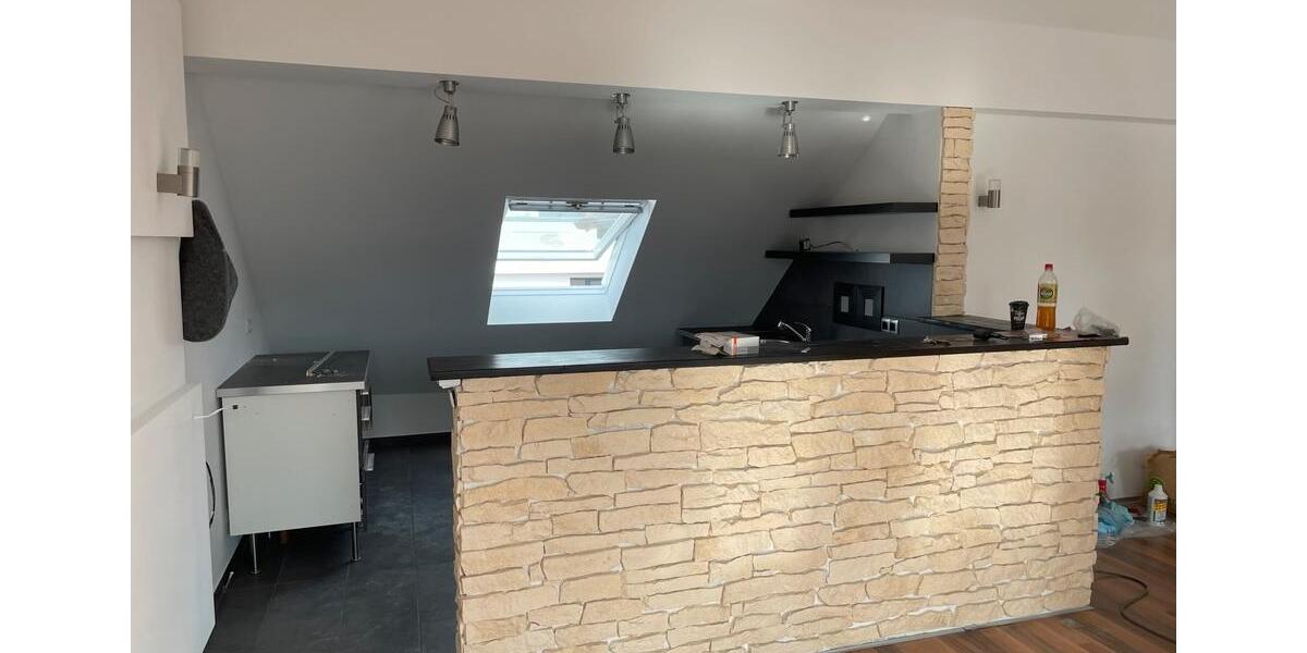 Dachgeschoßwohnung Gelnhausen - 2 Zimmer, 83 m&sup2;, 895&euro; | Angebot:25415642