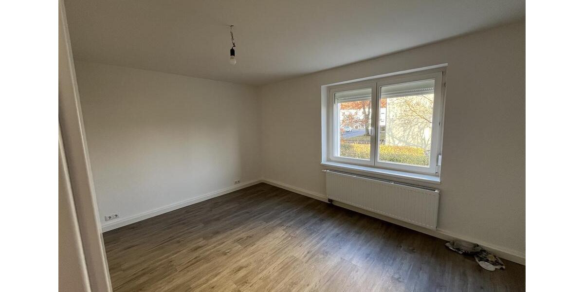 Erdgeschoßwohnung Riesa - 2 Zimmer, 53 m&sup2;, 272&euro; | Angebot:25974070