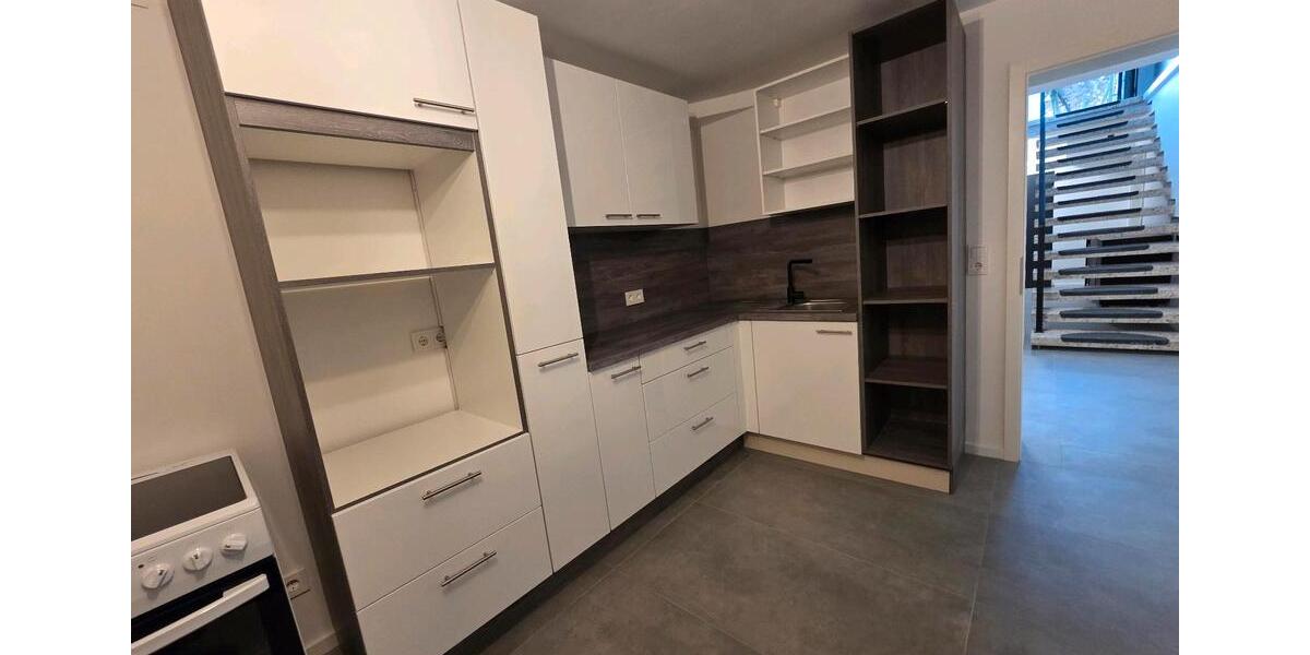 Etagenwohnung Köln Porz - 3 Zimmer, 140 m&sup2;, 2.500&euro; | Angebot:26648895