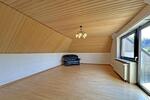 Dachgeschoßwohnung Hamburg Niendorf - 4 Zimmer, 101 m&sup2;, 1.800&euro; | Angebot:26407335