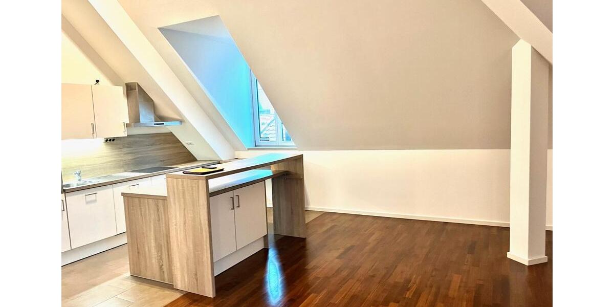 Etagenwohnung Regensburg Kumpfmühl - 2 Zimmer, 94 m&sup2;, 1.480&euro; | Angebot:26538627