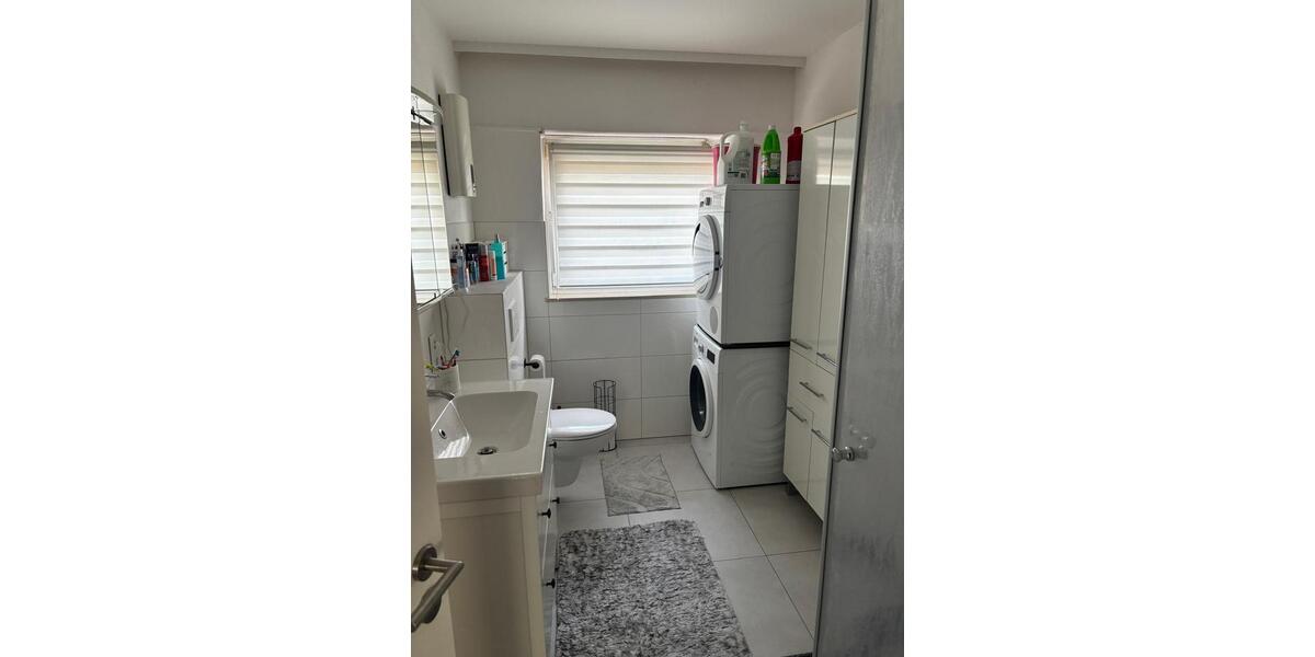 Etagenwohnung Lollar - 5 Zimmer, 114 m&sup2;, 1.270&euro; | Angebot:26246332