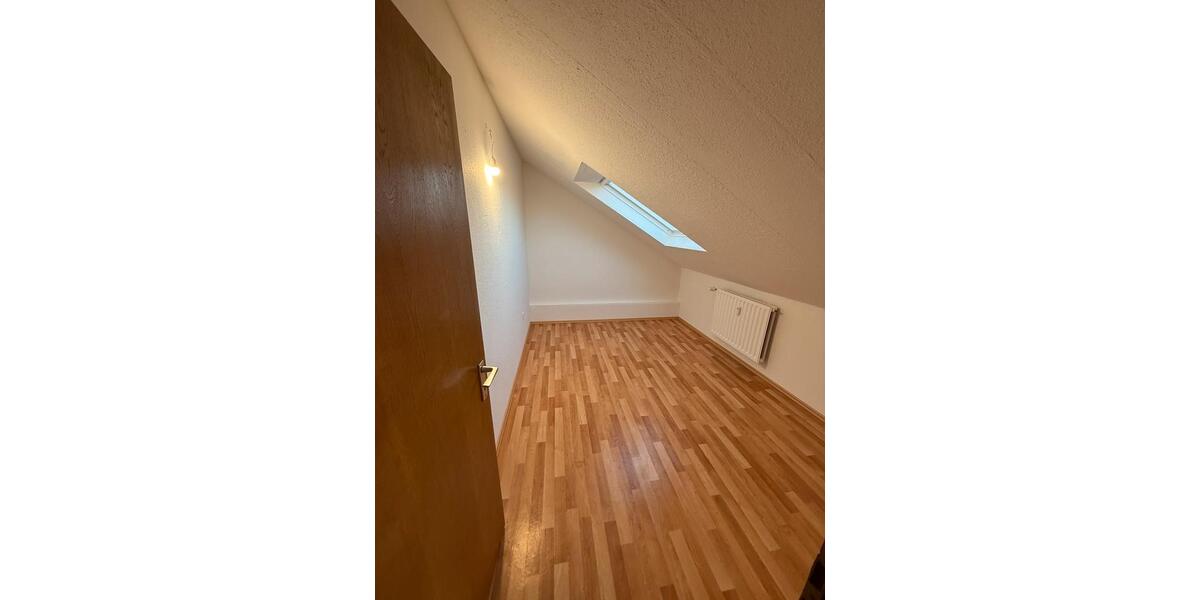 Dachgeschoßwohnung Hagen Hagen-Nord - 3.5 Zimmer, 80 m&sup2;, 950&euro; | Angebot:26517473