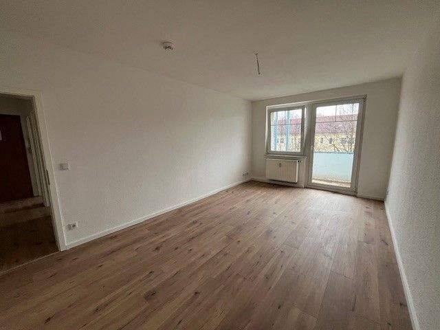 Etagenwohnung Zwickau Eckersbach - 4 Zimmer, 75 m&sup2;, 540&euro; | Angebot:26842150