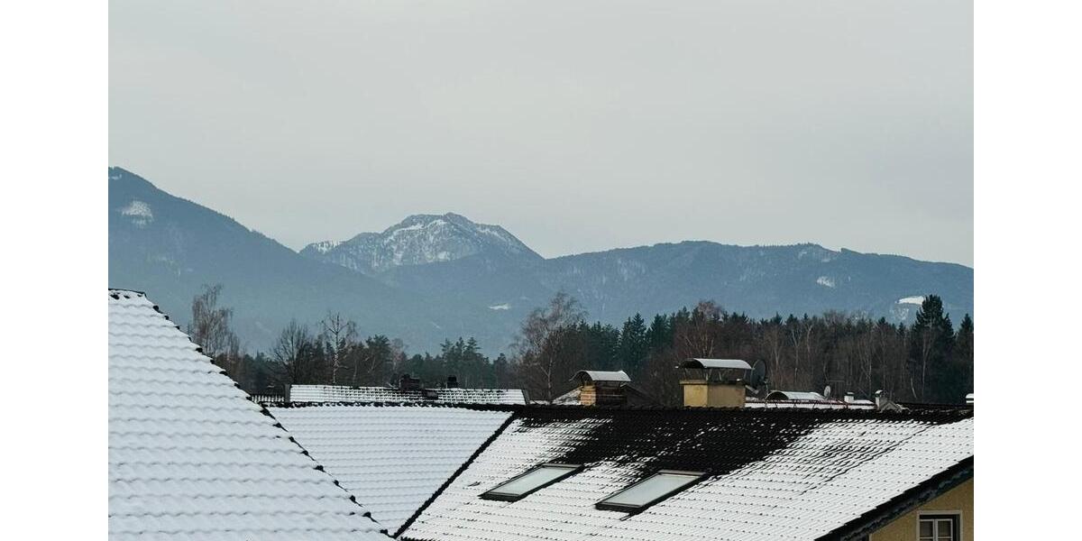 Doppelhaushälfte Raubling - 4 Zimmer, 133 m&sup2;, 2.300&euro; | Angebot:23644892