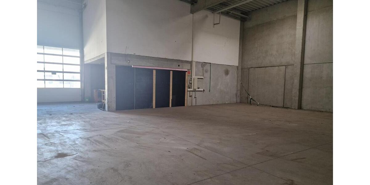 Gewerbeobjekt Regensburg Brandlberg - 8&euro; | Angebot:25964705