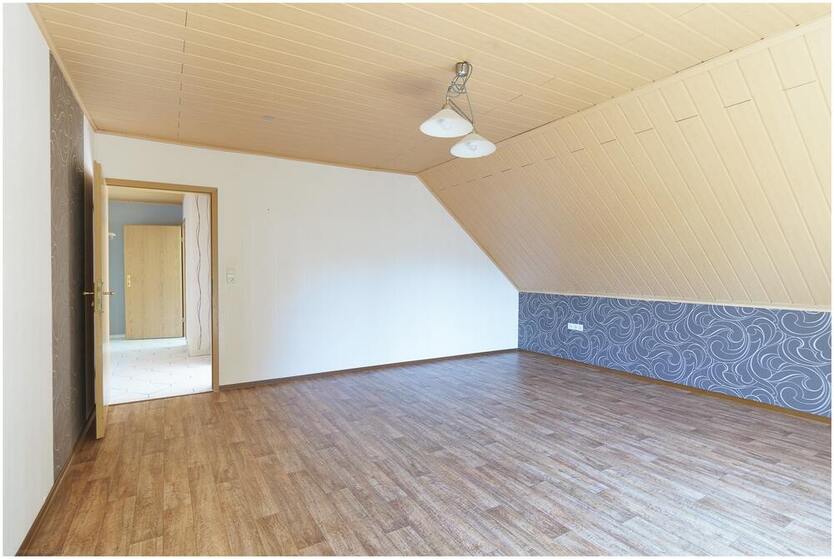 ***geräumige 2 Zimmer Oberwohnung mit EBK in Börger*** mit eigenem Garten, Terrasse, sowie Zufahrt und Carport 2 zimmer