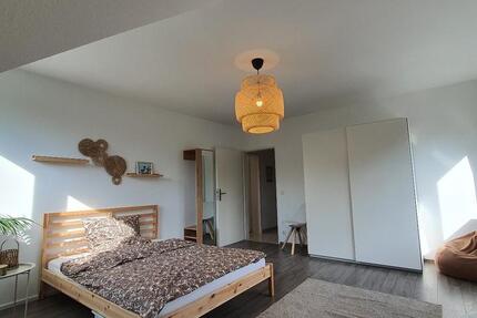 Wohnen auf Zeit Bornheim - 1 Zimmer, 22 m&sup2;, 650&euro; | Angebot:24524351