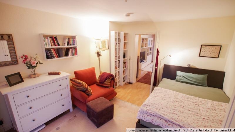 Wohnen auf Zeit Freiburg im Breisgau Brühl - 3 Zimmer, 70 m&sup2;, 1.380&euro; | Angebot:26624847