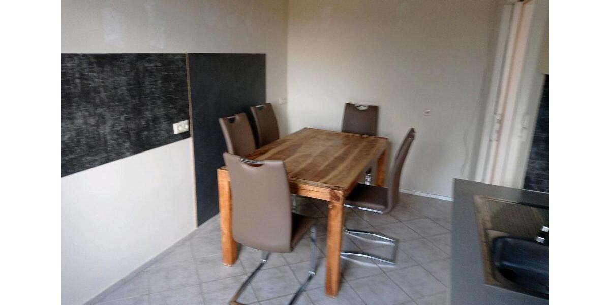 Wohnen auf Zeit Tessin - 4 Zimmer, 100 m&sup2;, 100&euro; | Angebot:26200066