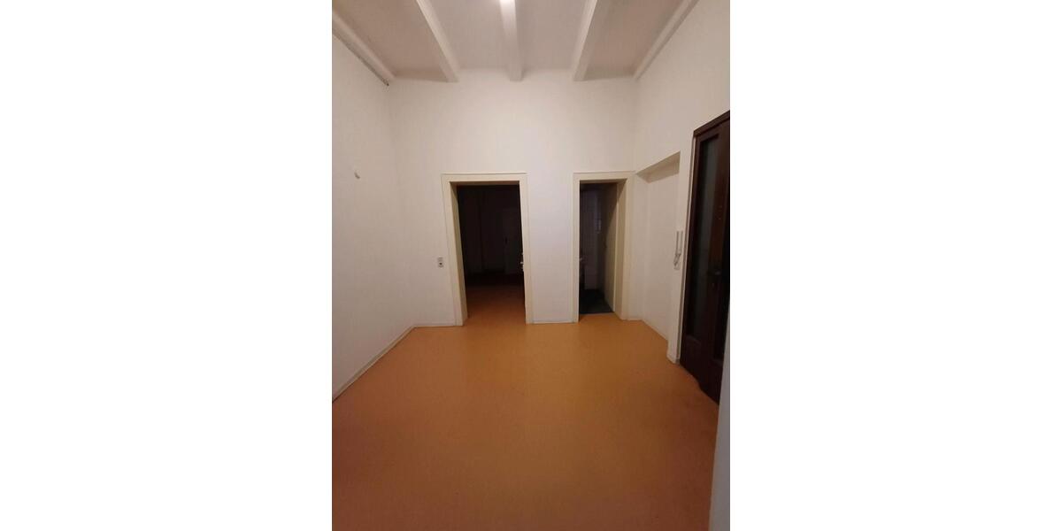 Etagenwohnung Miltenberg - 4 Zimmer, 96 m&sup2;, 1.250&euro; | Angebot:24689180