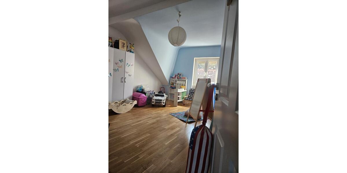 Etagenwohnung Saarbrücken St. Arnual - 4 Zimmer, 98 m&sup2;, 950&euro; | Angebot:26293936