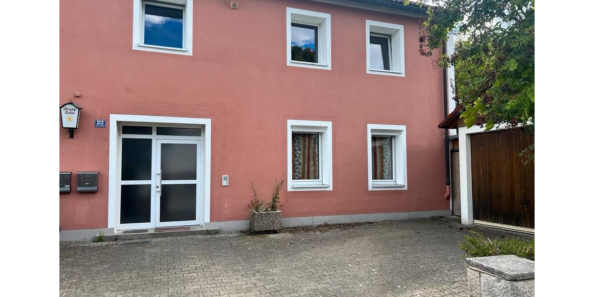 Wohnen auf Zeit Eichstätt - 1 Zimmer, 14 m&sup2;, 300&euro; | Angebot:24647766