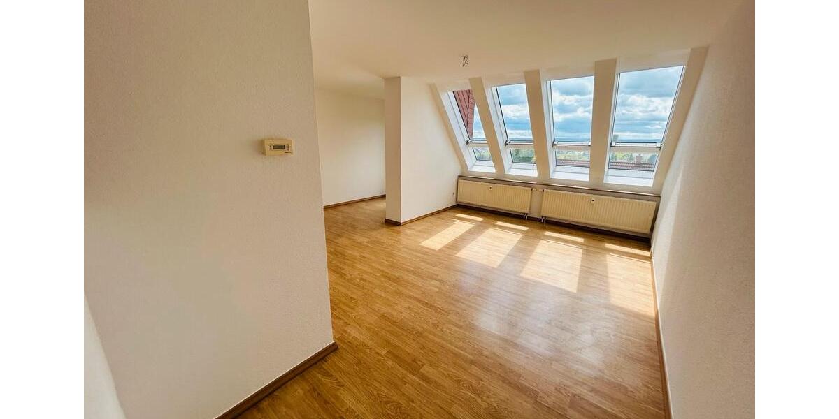 Maisonettenwohnung Hohenstein-Ernstthal Ernstthal - 3 Zimmer, 107 m&sup2;, 800&euro; | Angebot:26578298