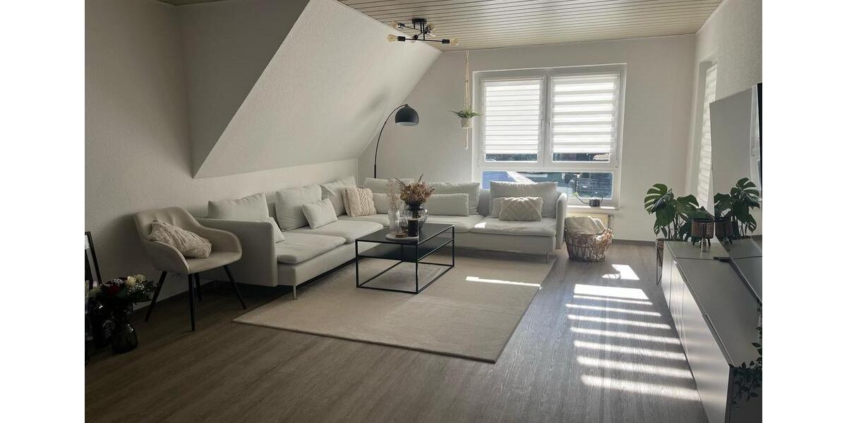 Etagenwohnung Sehnde - 5 Zimmer, 116 m&sup2;, 1.250&euro; | Angebot:24831414