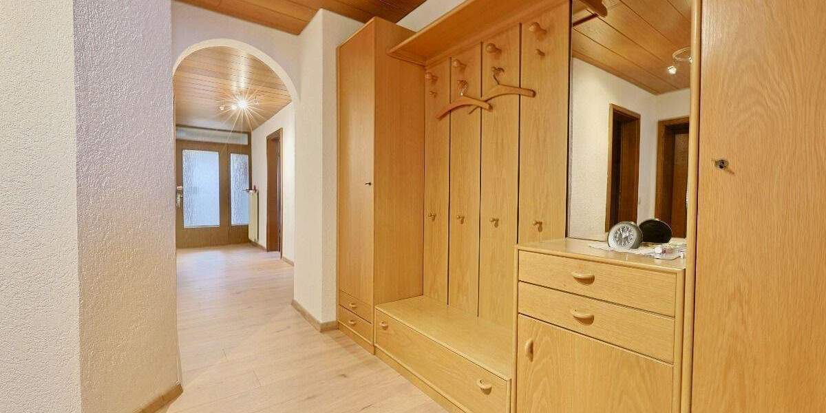 Etagenwohnung Erbach Ersingen - 3 Zimmer, 100 m&sup2;, 1.000&euro; | Angebot:24973933