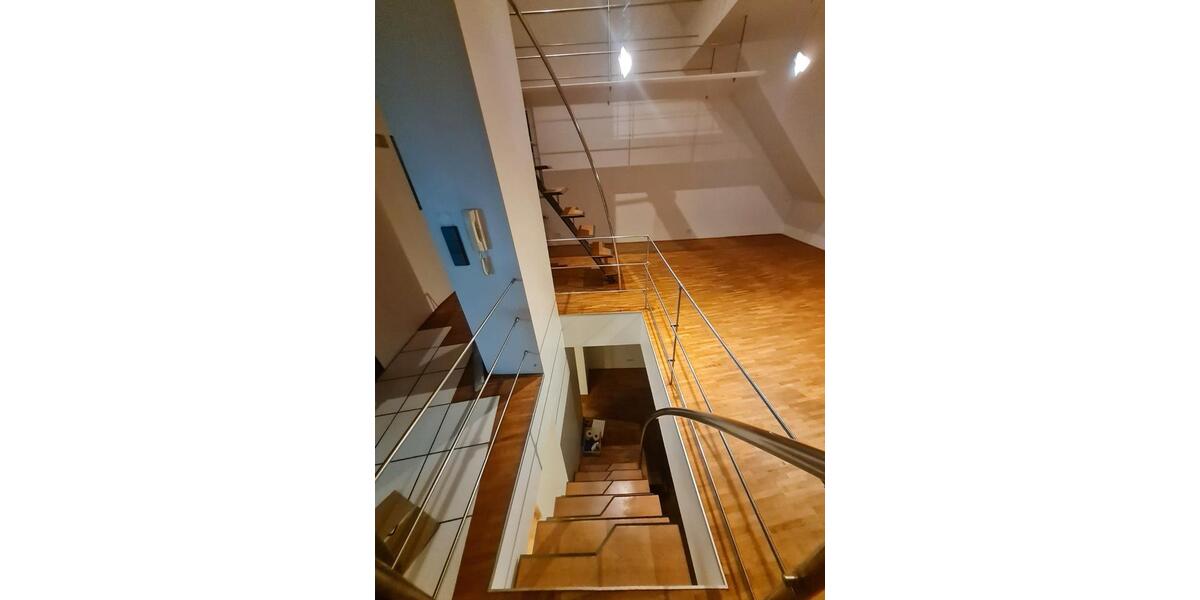 Maisonettenwohnung Köln Mülheim - 3 Zimmer, 130 m&sup2;, 1.675&euro; | Angebot:26423185